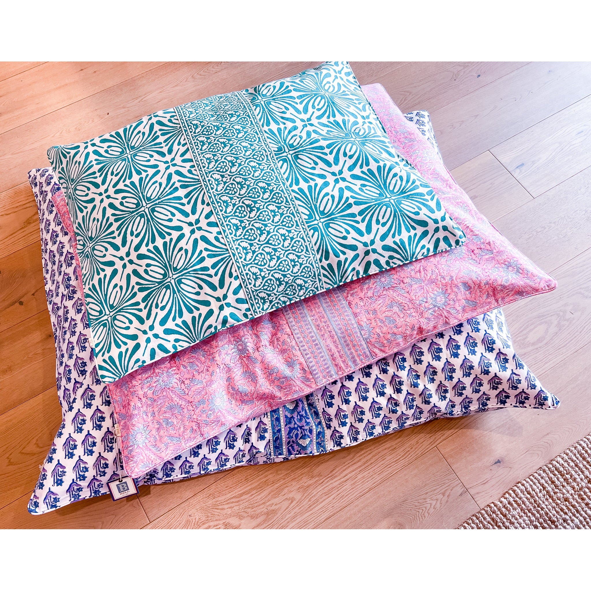 Small Dog Bed Cover- PINK | BELL by alicia bell